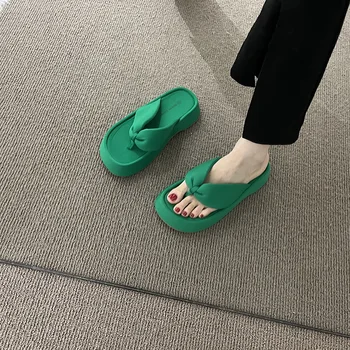 Женская обувь